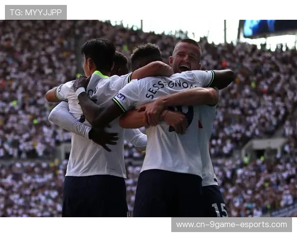 多重身份展示魅力！前热刺铁卫生涯之余积极尝试文艺生活，热刺新后卫